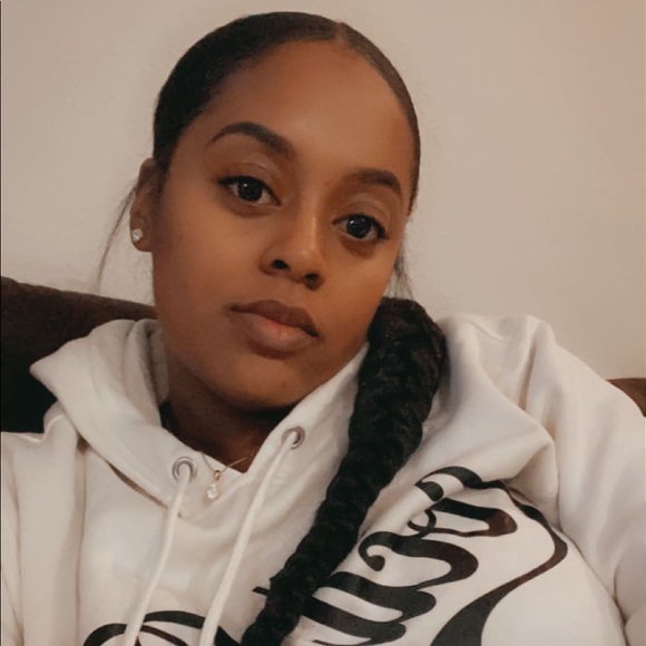 Meet your Posher, Charde - Picture 1 of 1